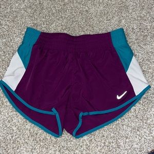 Women’s Nike running shorts size small